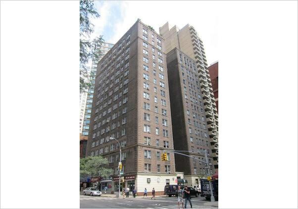 Building Photo - 301 E 38th St
