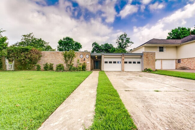 Primary Photo - 3518 Covey Trail Dr