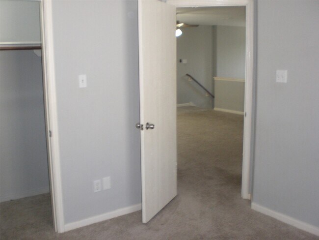 Building Photo - 5742 Saluda Creek Ln