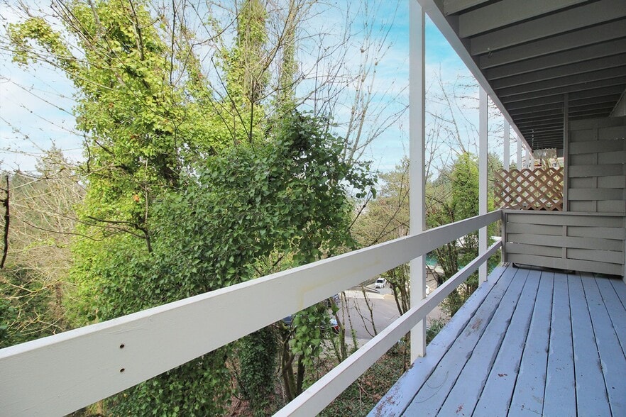 Building Photo - 1001 SW Woods St