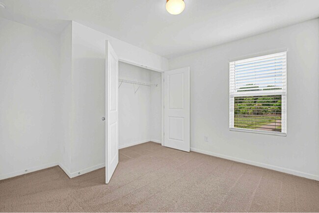 Building Photo - 112 Davenport Dr