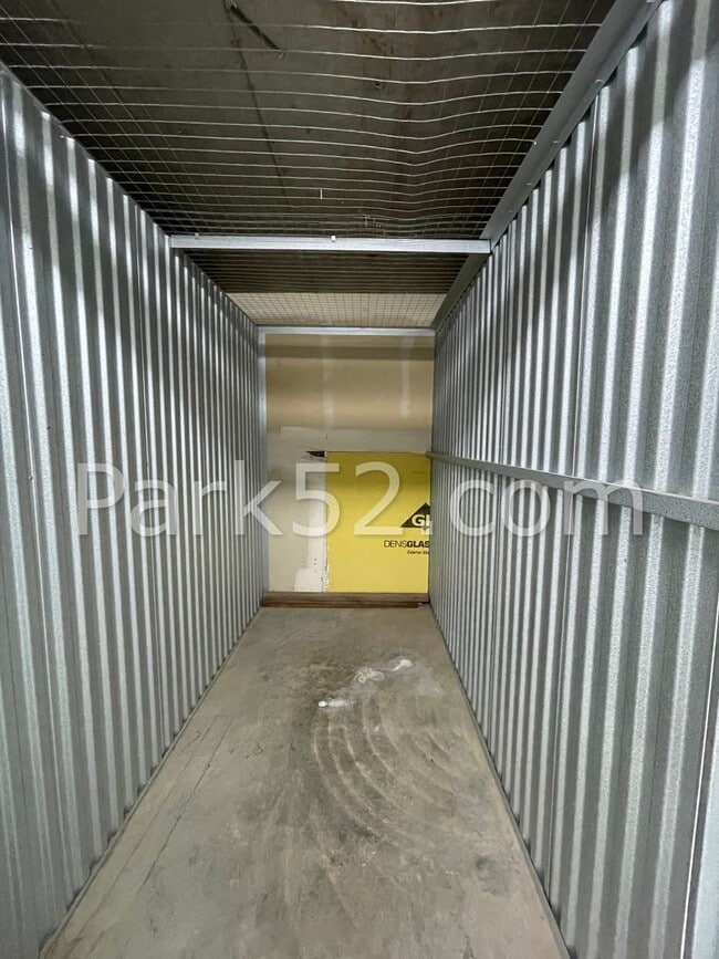 Building Photo - $250 Off Move In Special!  One Bedroom Con...