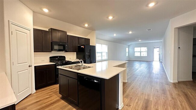 Building Photo - 606 Arnage Dr