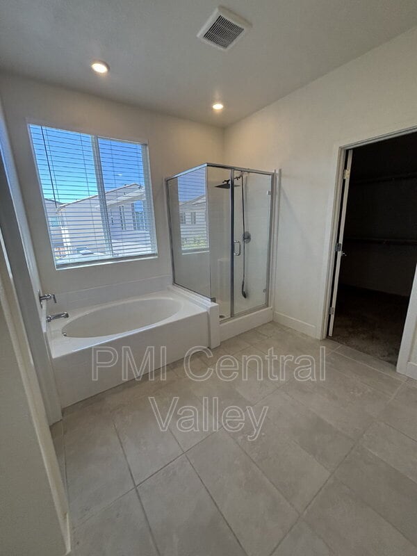 Building Photo - 3226 Tibidabo St