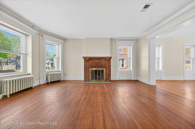 Building Photo - 21 Ulster Ave