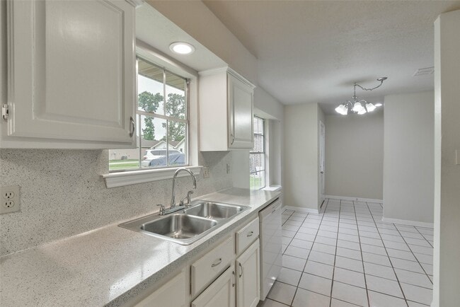 Building Photo - 17547 Monsoon Ct
