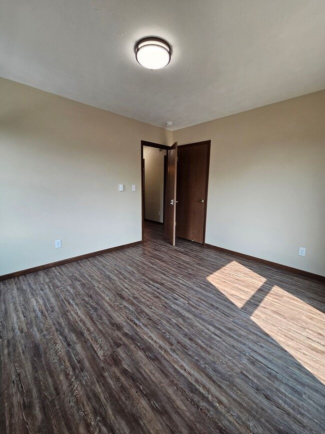 Building Photo - 427 City Springs Ln
