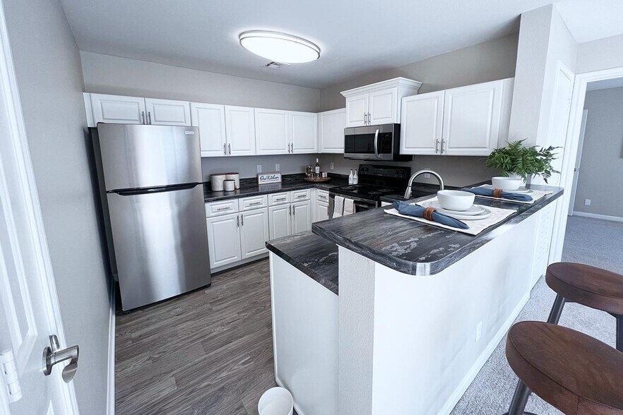 Adley 72nd 1214 Applewood Dr Papillion NE 68046 Apartment Finder