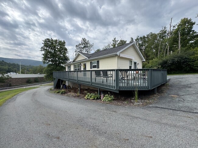 Primary Photo - 355-357 Edella Rd