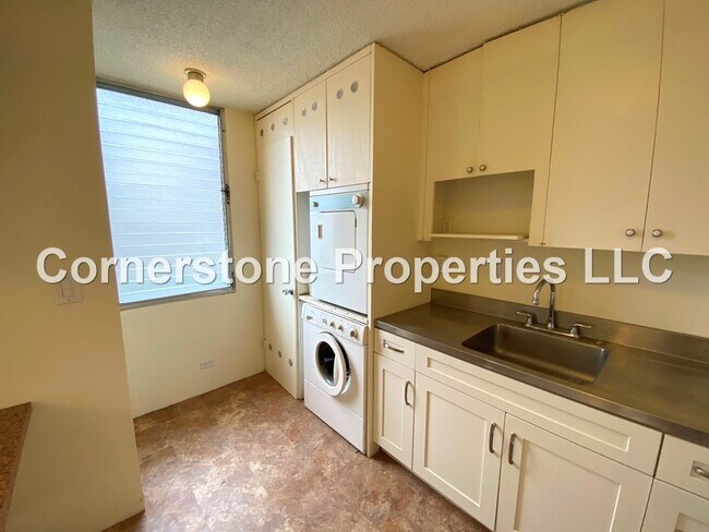 Building Photo - 1026 Kalo Pl