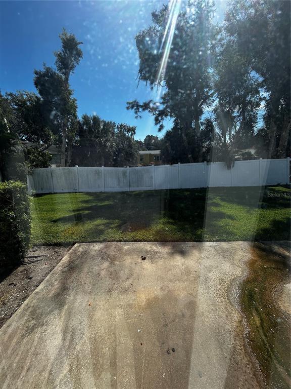 Building Photo - 1940 Debbie St