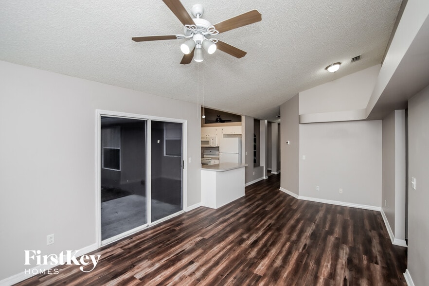 Building Photo - 946 Black Coral Ave NW