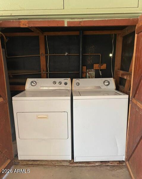 Building Photo - 1725 S Sierra Vista Dr