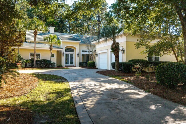 Building Photo - 2928 Pine Valley Dr