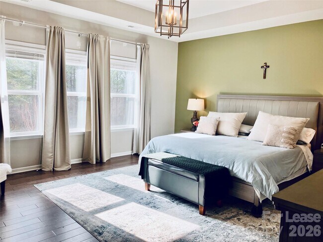 Building Photo - 8634 Shadetree St