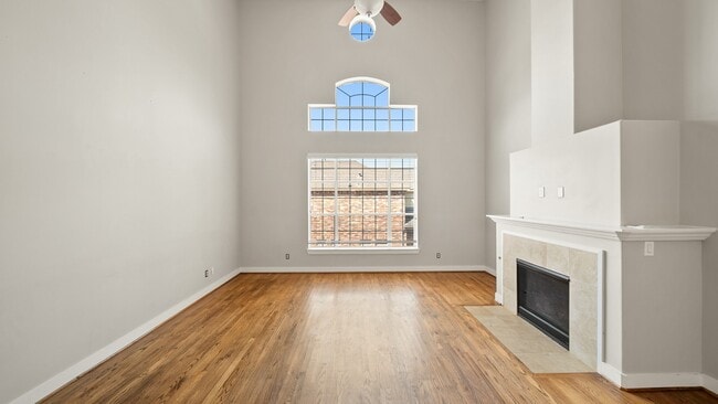 Building Photo - 5637 Oasis Palm Ln