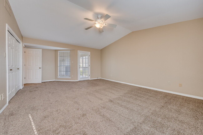 Building Photo - Nicely updated Property, next to SMU