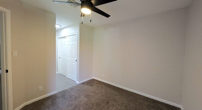 Building Photo - 2 Bedroom Condo Unit in the Colonia Coronita Chandler Townhomes Community Near E Chandler Rd and ...