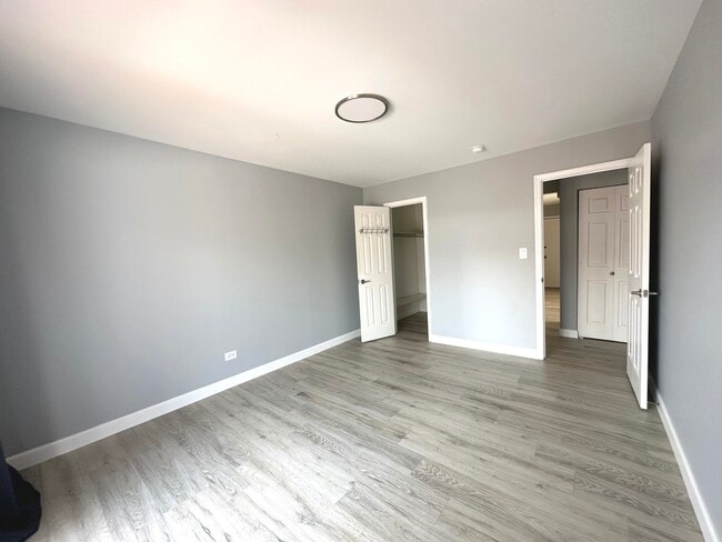 Building Photo - 1410 Beverly Ln