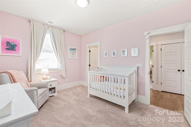 Building Photo - 5210 Kelly St