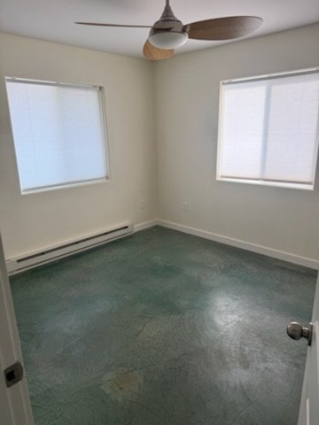 Building Photo - 574 Montana Ave