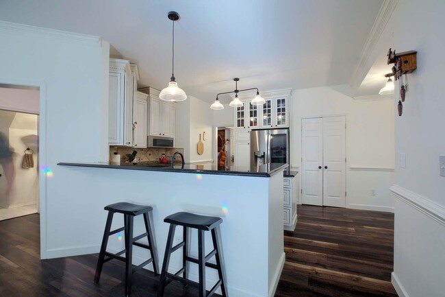 Building Photo - 106 Treis Trail
