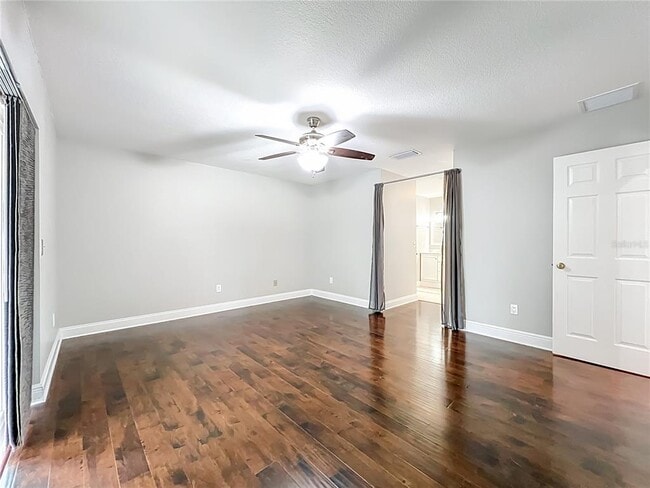 Building Photo - 9134 Sabal Palm Cir