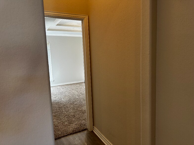 Building Photo - 3120 Lippizan St