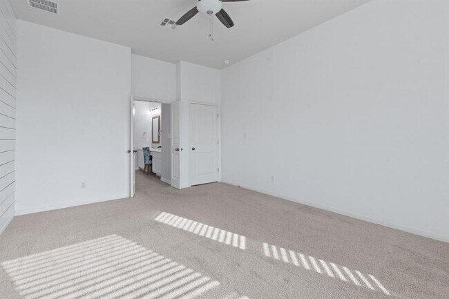 Building Photo - 2809 Coral Valley Dr