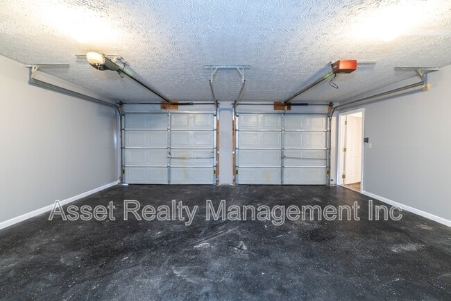 Building Photo - 152 Red Bud Ln