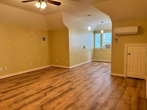 Building Photo - 25203 Oak Villa Dr