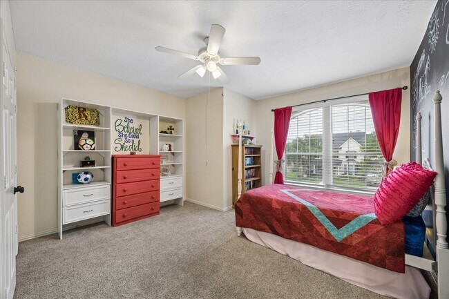 Building Photo - 1125 Shady Knoll Ln