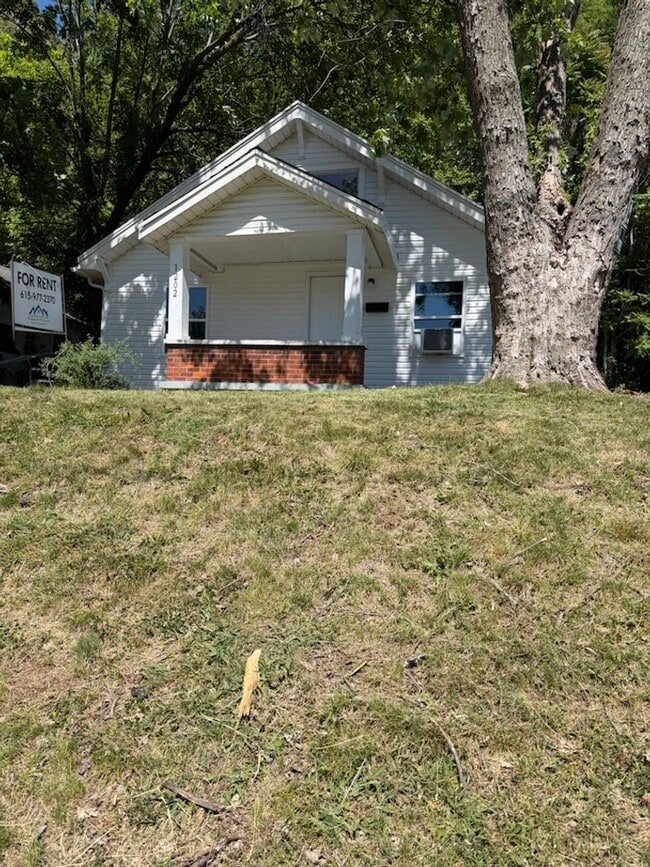 Building Photo - Single Family Home - Now available!