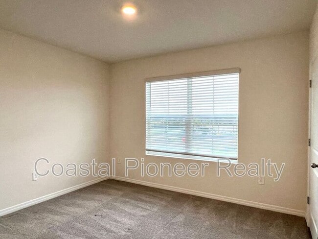 Building Photo - 17506 Canopy Pl