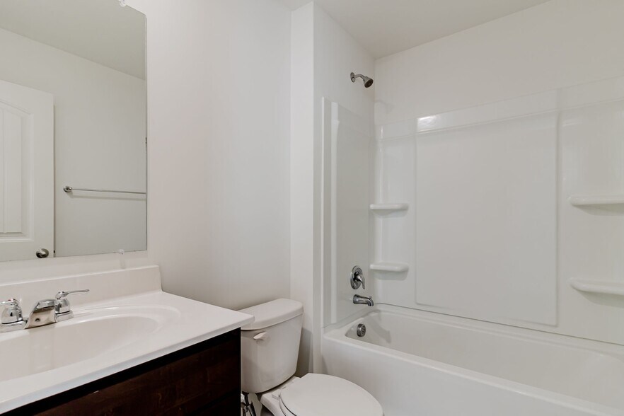 Building Photo - 7339 Tulip Trestle Ct