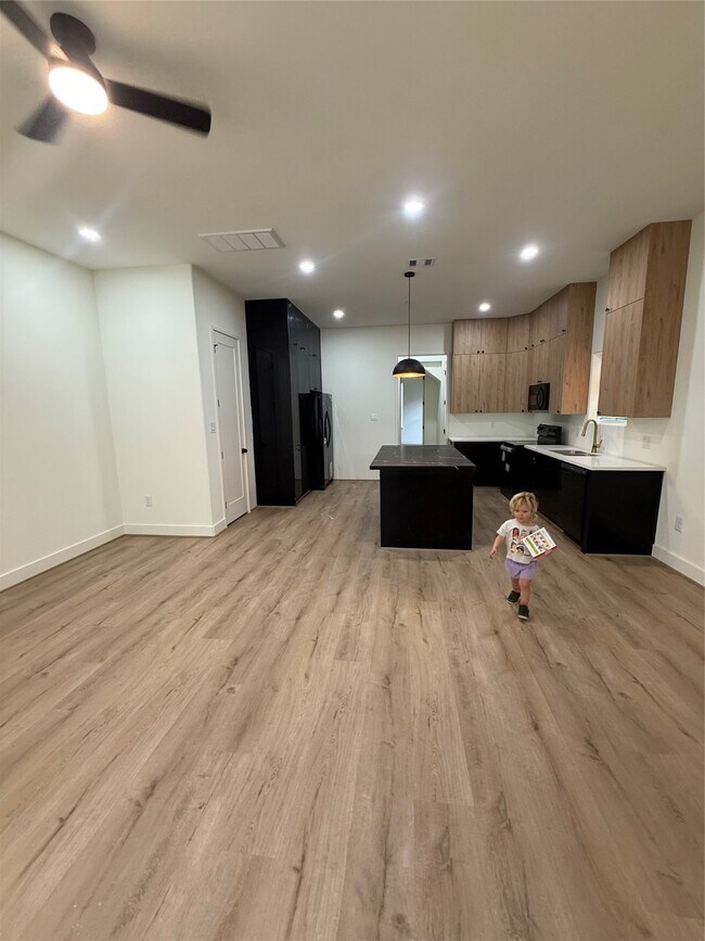 Building Photo - 1815 McKee St