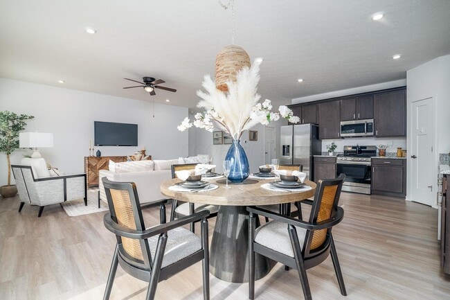 Building Photo - 468 Rochdale Run