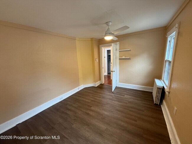 Building Photo - 1008 Fisk St