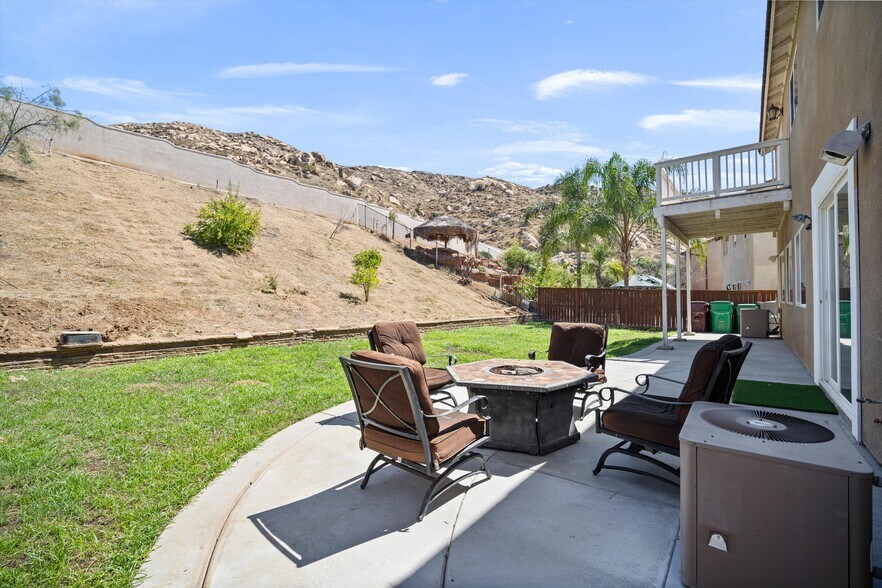 Building Photo - 26426 Mare Ln