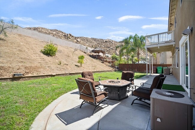 Building Photo - 26426 Mare Ln