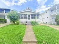 Building Photo - 4 BED 1 BATH BEAUTIFUL SINGLE FAMILY HOME ...