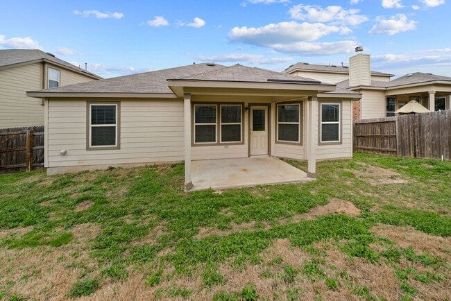 Building Photo - 3 Bedroom/2 Bath Escalera Subdivision