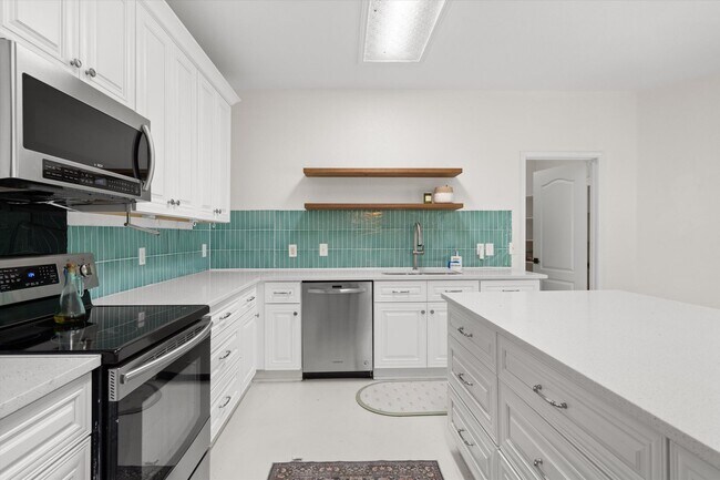 Building Photo - 8353 Steamline Cir