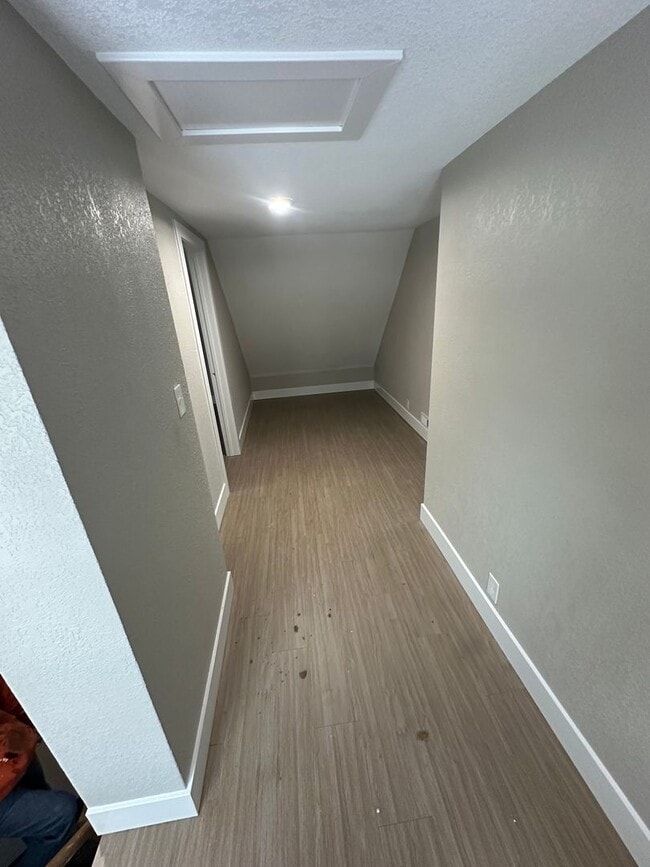 Building Photo - Completely updated 4 Bedroom, 1 Bathroom Home