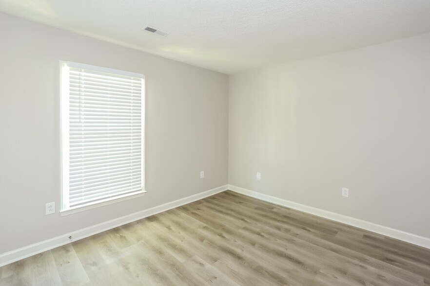 Building Photo - 7506 Pirates Cove Ct