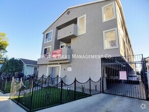 Building Photo - Lovely 2 Bedroom 2 Bath Condo Styled Apart...