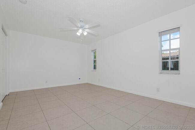 Building Photo - 8830 W Sample Rd