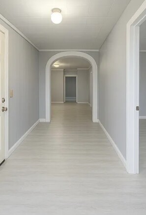 Building Photo - 623 5th Ave