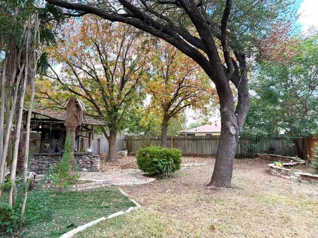 Building Photo - 13520 Bolivia Dr
