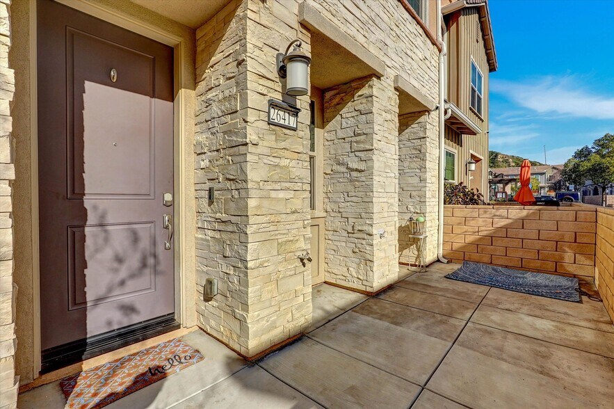 Building Photo - 26417 Choral Ln